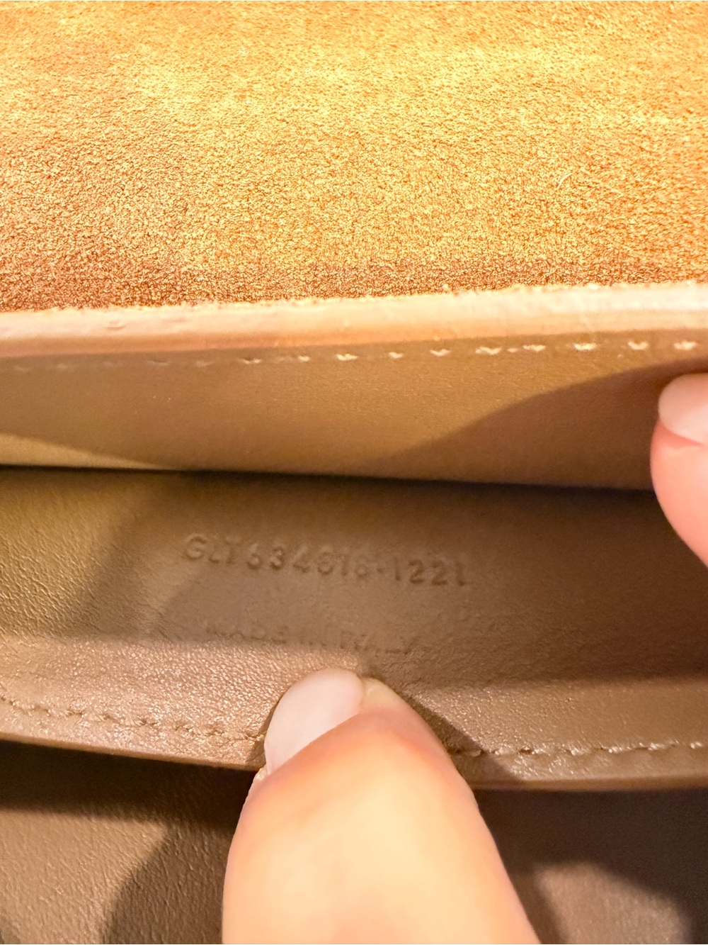 Saint Laurent Kaia Medium suede shoulder bag in cinnamon suede - Picture 10 of 11
